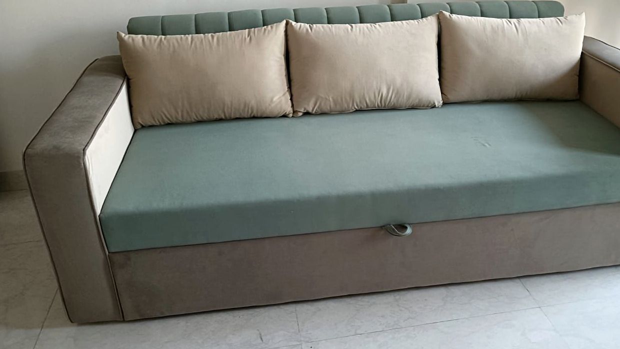 Sage sofa bed, wide detail.